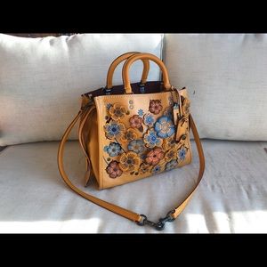 Coach Goldenrod tea rose Rouge